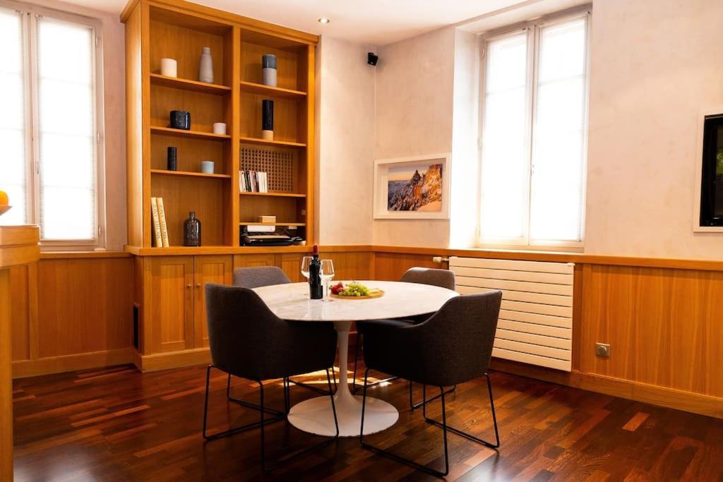 Appartement Annecy Centre Historique Parking Inclus Exterior foto